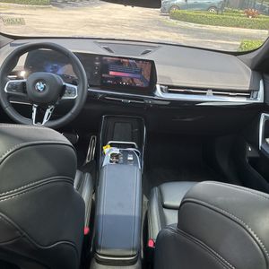 2025 BMW X1 XDRIVE28I — миниатюра 37