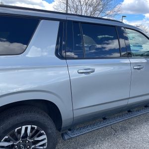 CHEVROLET SUBURBAN Z71 - 9