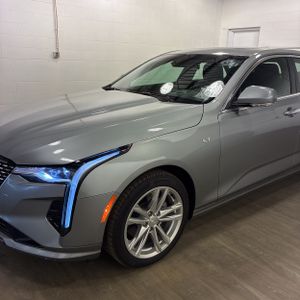 CADILLAC CT4 LUXURY - 2