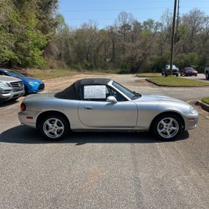 MAZDA MX-5 MIATA BASE - 10