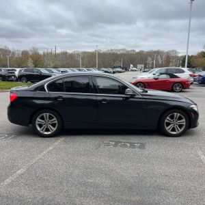 BMW 330I XDRIVE - 10