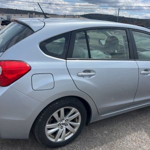 SUBARU IMPREZA 2.0I PREMIUM - 9