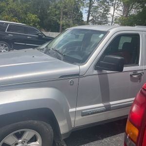 JEEP LIBERTY SPORT - 2