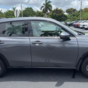 2023 Honda HR-V EX-L — миниатюра 11
