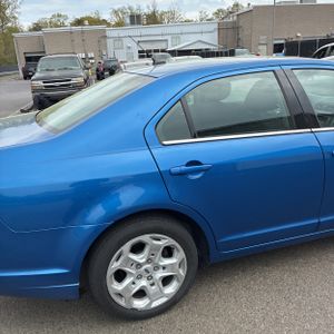 FORD FUSION SE - 9