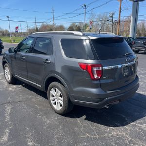 FORD EXPLORER XLT - 5