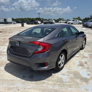 2017 Honda CIVIC LX 照片 8