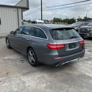 MERCEDES-BENZ E-CLASS - 5