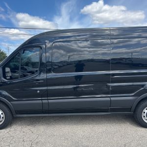 FORD TRANSIT 150 - 4