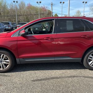 FORD EDGE SEL - 4