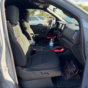2025 Nissan FRONTIER PRO-4X 缩略图 33