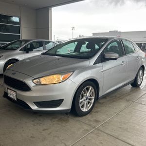 FORD FOCUS SE - 1