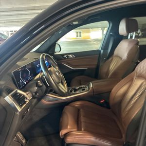 صورة مصغرة 32 لـ 2023 BMW X7 XDRIVE40I