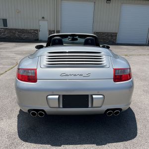 صورة 7 لـ 2006 Porsche 911 CARRERA S