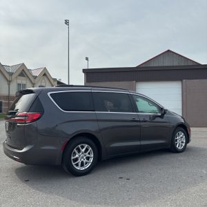 CHRYSLER PACIFICA TOURING L - 5