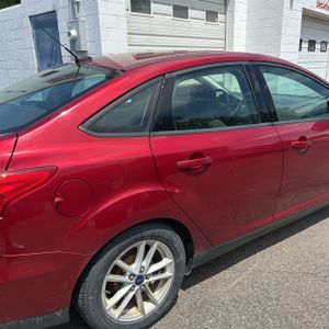 FORD FOCUS SE - 9