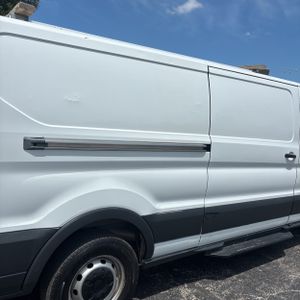 FORD TRANSIT 150 - 9
