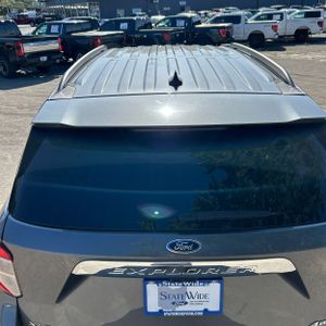 2023 FORD EXPLORER XLT 照片 16