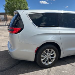CHRYSLER PACIFICA TOURING L AWD - 9