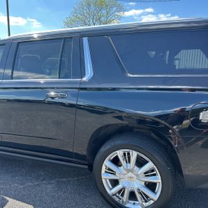 CHEVROLET SUBURBAN HIGH COUNTRY - 6