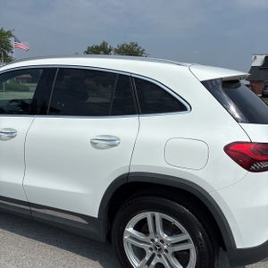 صورة 6 لـ 2021 Mercedes-BENZ GLA