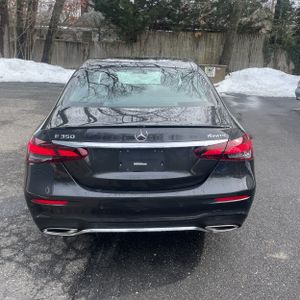 MERCEDES-BENZ E-CLASS - 7