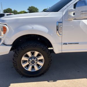 FORD F-350 SUPER DUTY LARIAT - 2