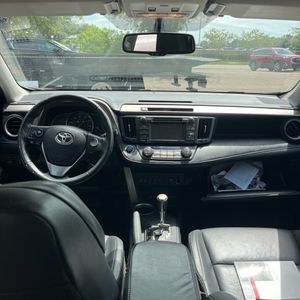 2015 Toyota RAV4 LIMITED — миниатюра 37
