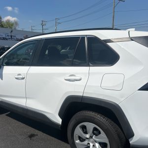TOYOTA RAV4 - 6