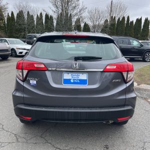 HONDA HR-V LX - 7