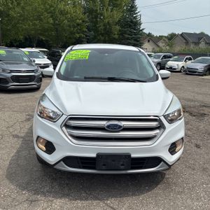 صورة مصغرة 14 لـ 2017 FORD ESCAPE SE