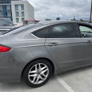 FORD FUSION SE - 9