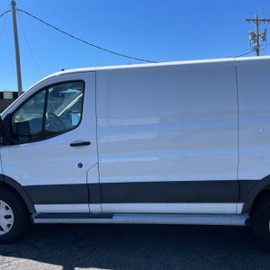 FORD TRANSIT 250 - 4