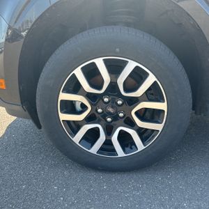 FORD MAVERICK LARIAT - 8