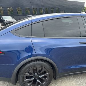 TESLA MODEL X PLAID - 9