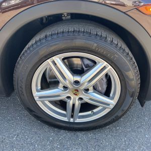 2014 Porsche CAYENNE PLATINUM EDITION 照片 20