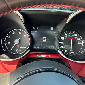 2021 ALFA Romeo GIULIA TI SPORT 照片 40