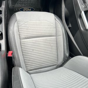 2018 FORD ESCAPE SE 缩略图 60