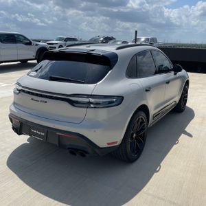 PORSCHE MACAN GTS - 8