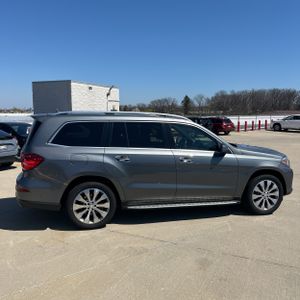 MERCEDES-BENZ GLS - 10