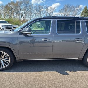 JEEP GRAND WAGONEER L SERIES III - 4