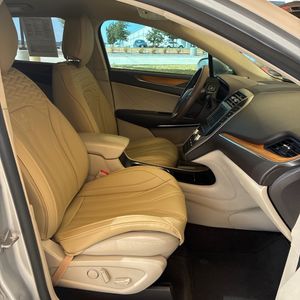 2017 Lincoln MKC SELECT 照片 32