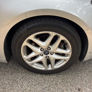 صورة مصغرة 20 لـ 2015 FORD FUSION SE