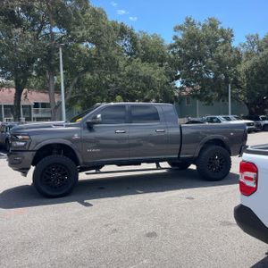 2019 RAM 3500 LIMITED 照片 3