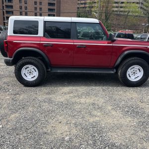 FORD BRONCO HERITAGE EDITION - 10