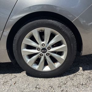 صورة مصغرة 18 لـ 2017 KIA OPTIMA EX