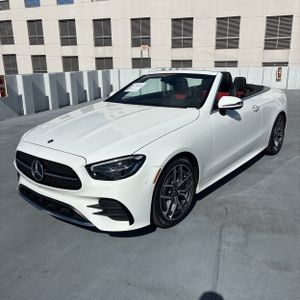 MERCEDES-BENZ E-CLASS - 1