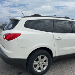 CHEVROLET TRAVERSE LT - 9