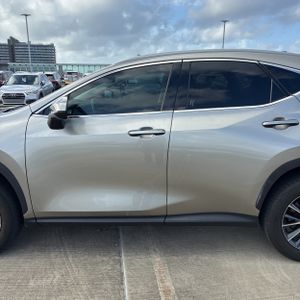 Lexus NX 250 Base - 4