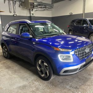 HYUNDAI VENUE LIMITED - 10